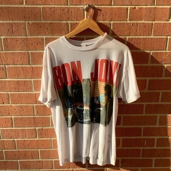 Vintage 1989 Bon Jovi Tour Shirt (thrashed) - Picture 3 of 10